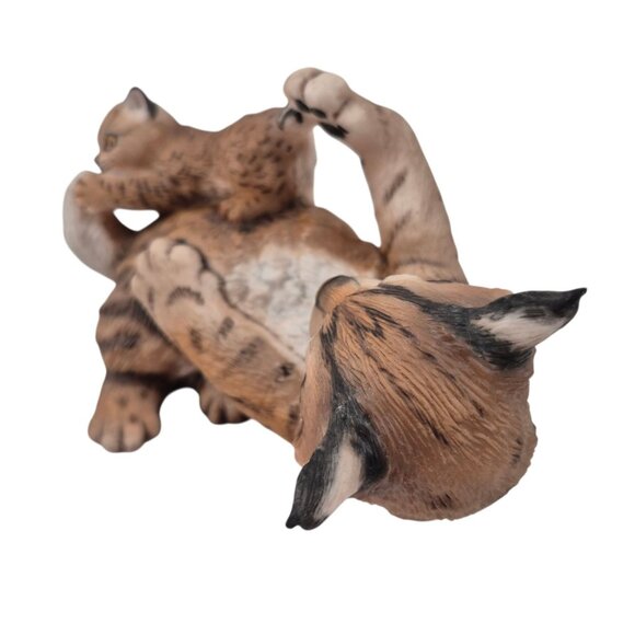 Playful Morning Lynx Cat And Kitten Porcelain Figurine Nicholas Wilson National - Picture 2 of 10